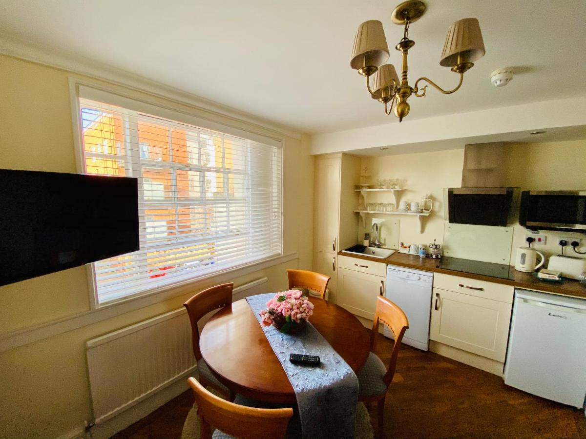 Pier View Self Catering Luxury Apartments Southend-on-Sea Exterior photo