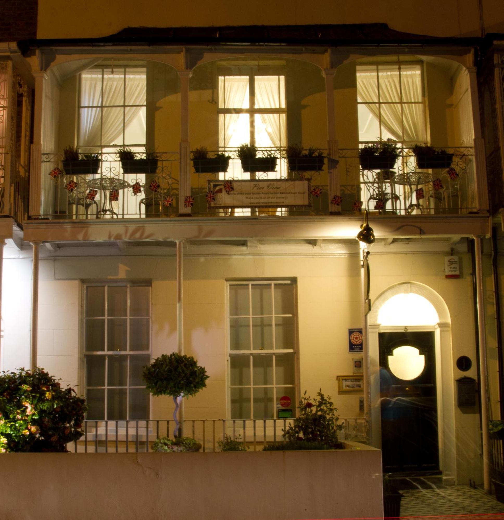 Pier View Self Catering Luxury Apartments Southend-on-Sea Exterior photo