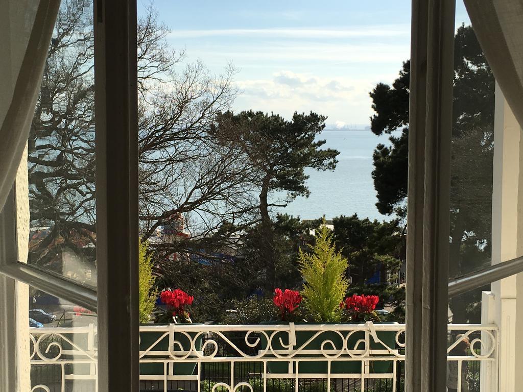Pier View Self Catering Luxury Apartments Southend-on-Sea Exterior photo